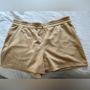 Lululemon softstream shorts